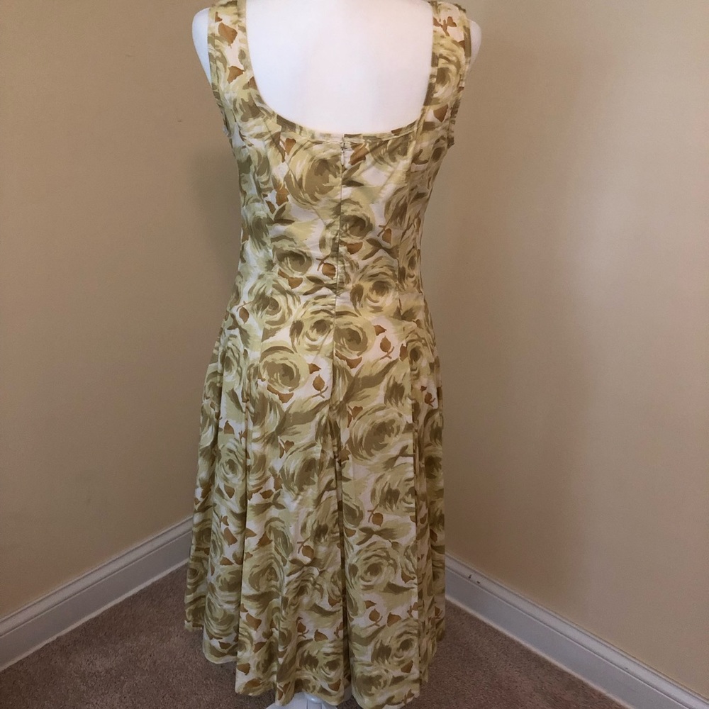 Lined Sundress that can be dressed up or down.